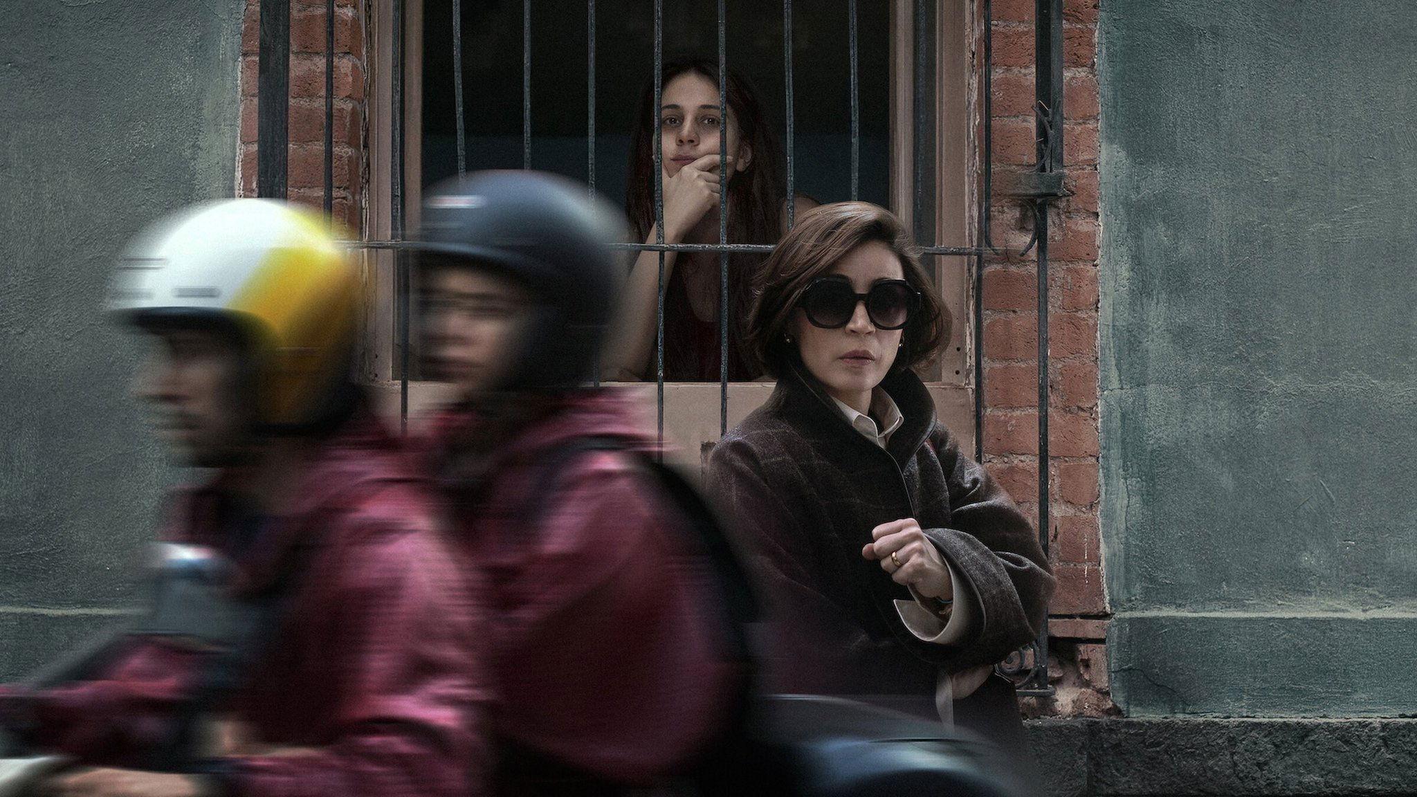 The Follies: วันหนักของคนหน่วง